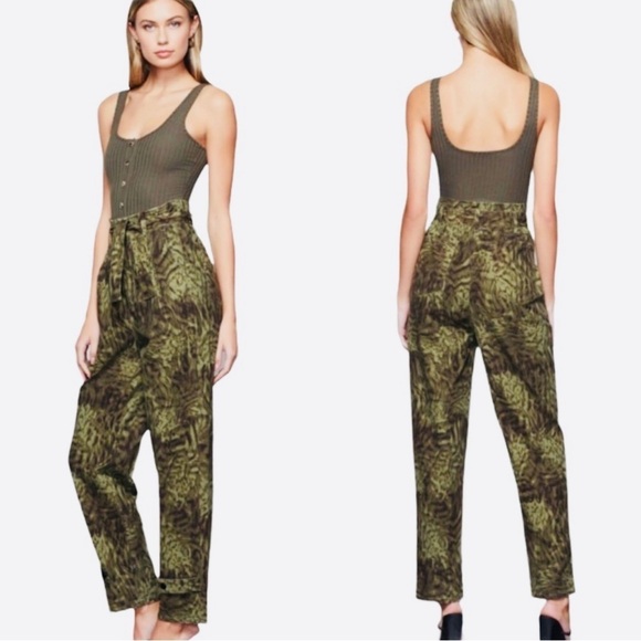 Good American Upgrade Jungle High Waisted Pants - Picture 1 of 7